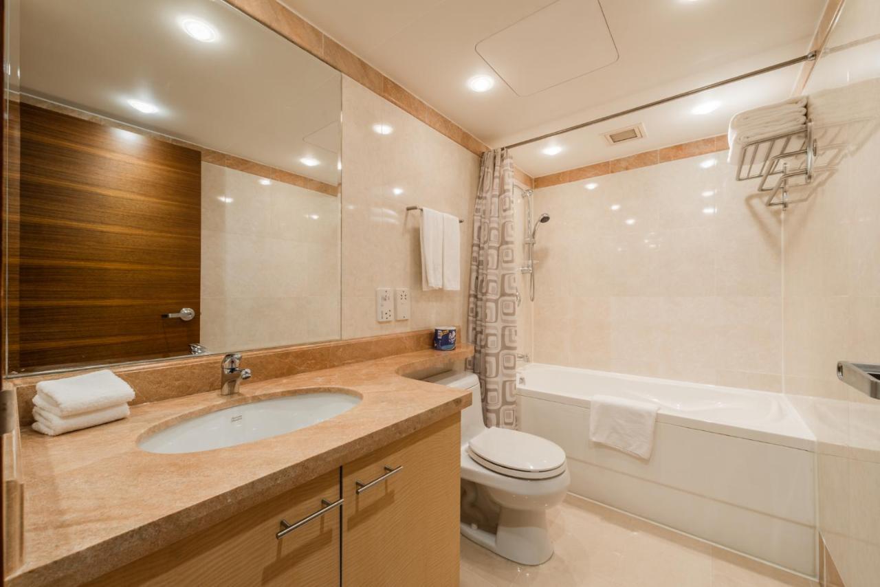 Aparthotel Centre Serviced 5*